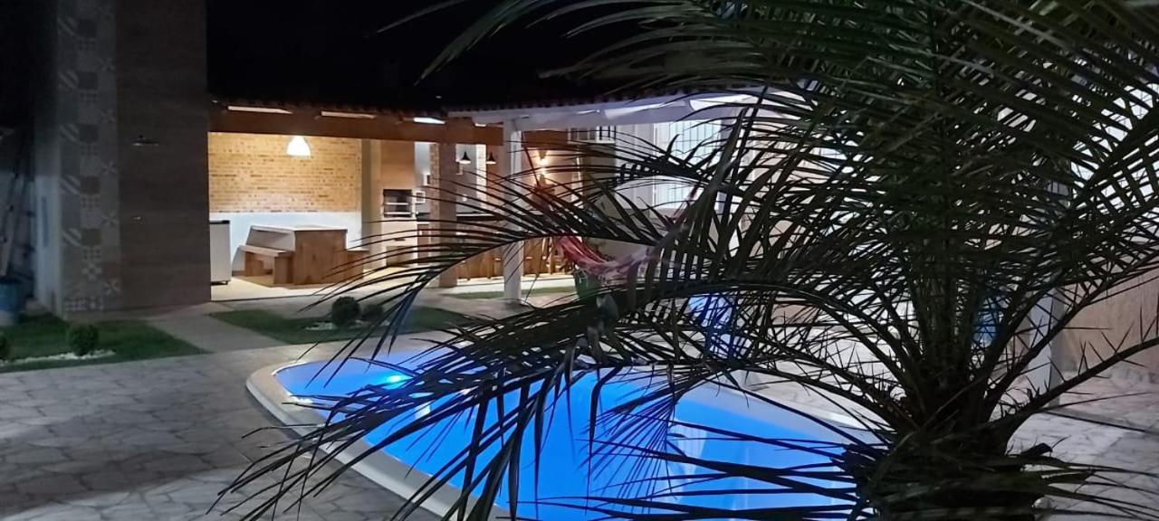 Villa Casa Com Piscina No Centro à Nova Viçosa Extérieur photo